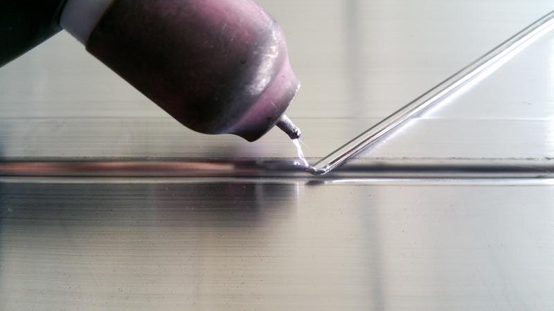 Microscopic Welding: Revolutionizing Precision Manufacturing 3 Microscopic Welding: Revolutionizing Precision Manufacturing